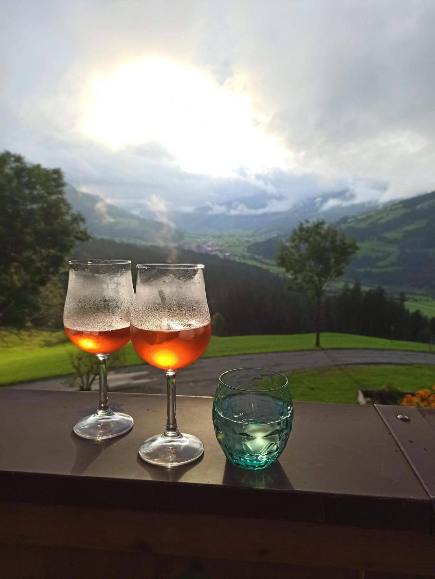 Hahnenkammblick Villa Kitzbühel Buitenkant foto