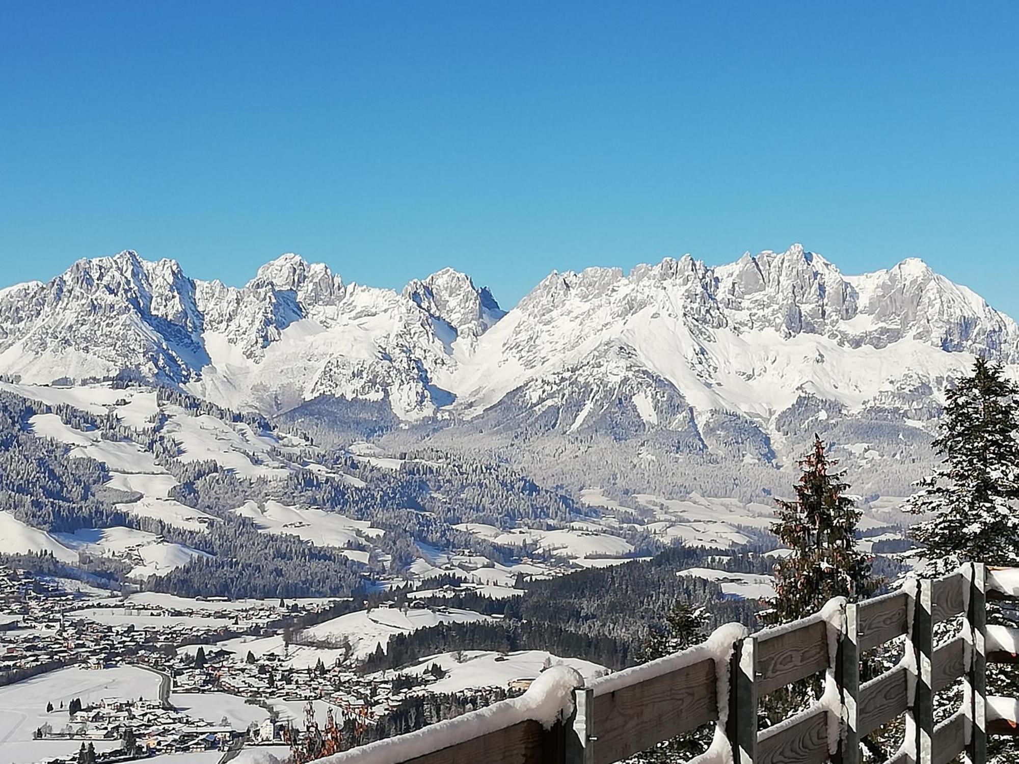 Hahnenkammblick Villa Kitzbühel Buitenkant foto